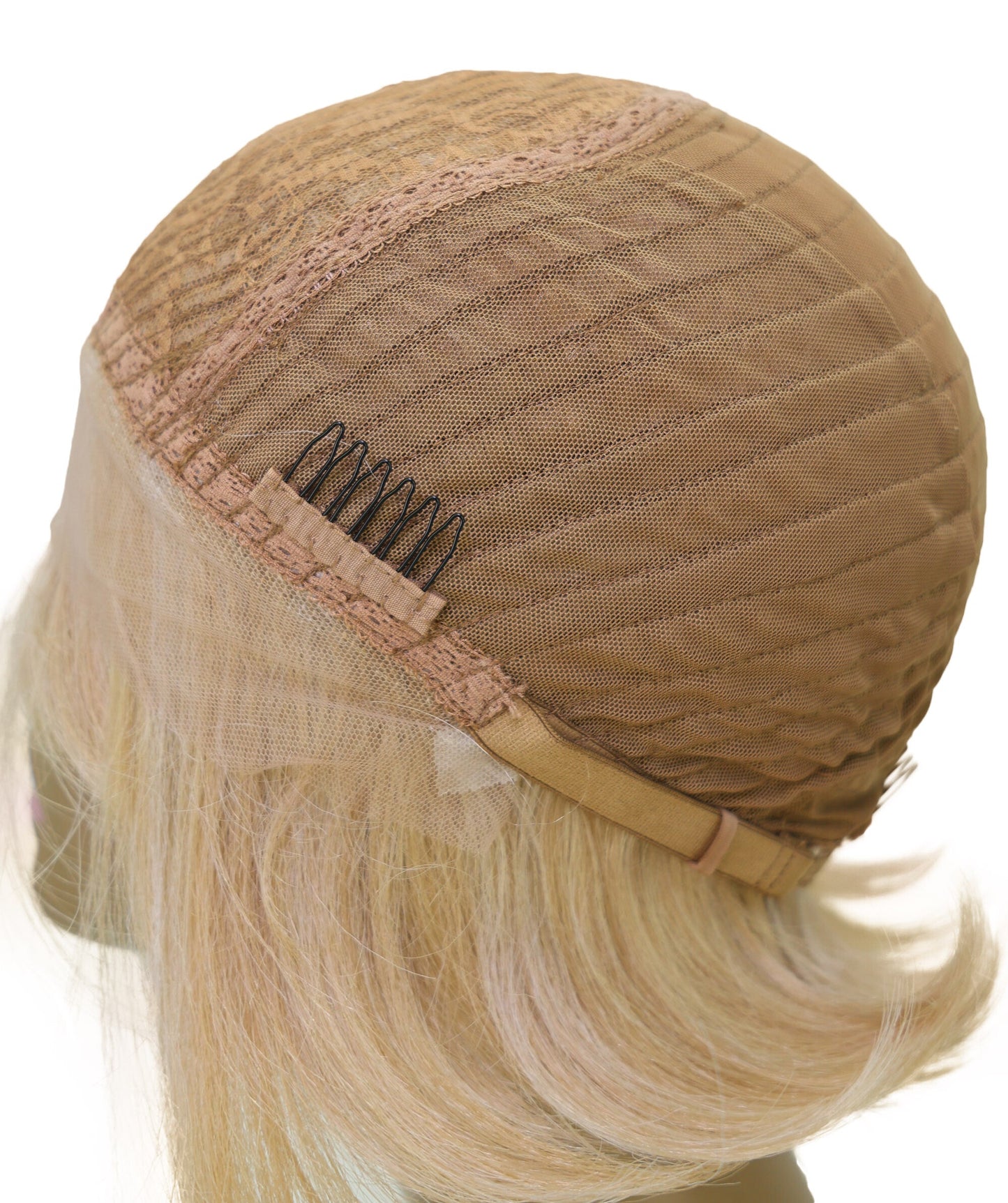 LUXLUXE 9" Champagne Blonde Short Wavy Lace Front Wig – 98g Sleek Bob Hairpiece Heat Resistant Synthetic Fiber
